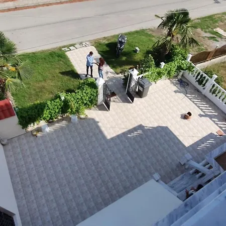 Andromachi's Daire Leptokarya (Pieria)